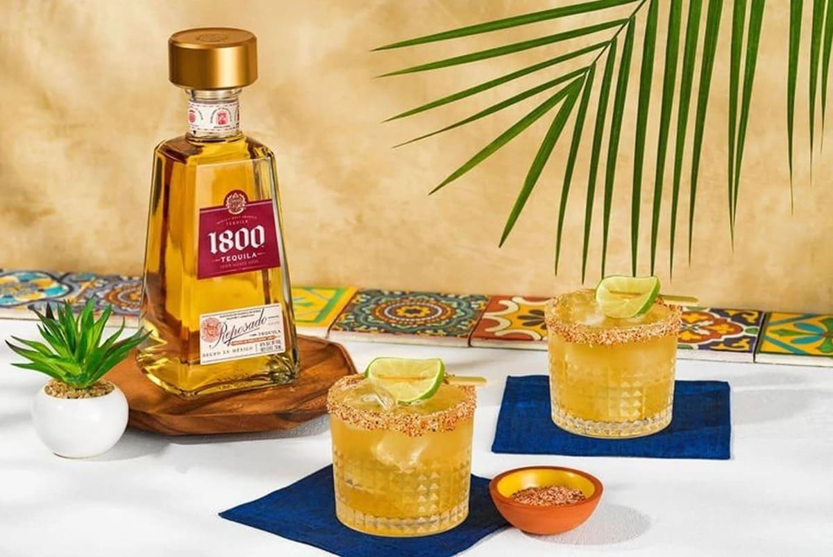 Thưởng thức rượu Tequila Reposado