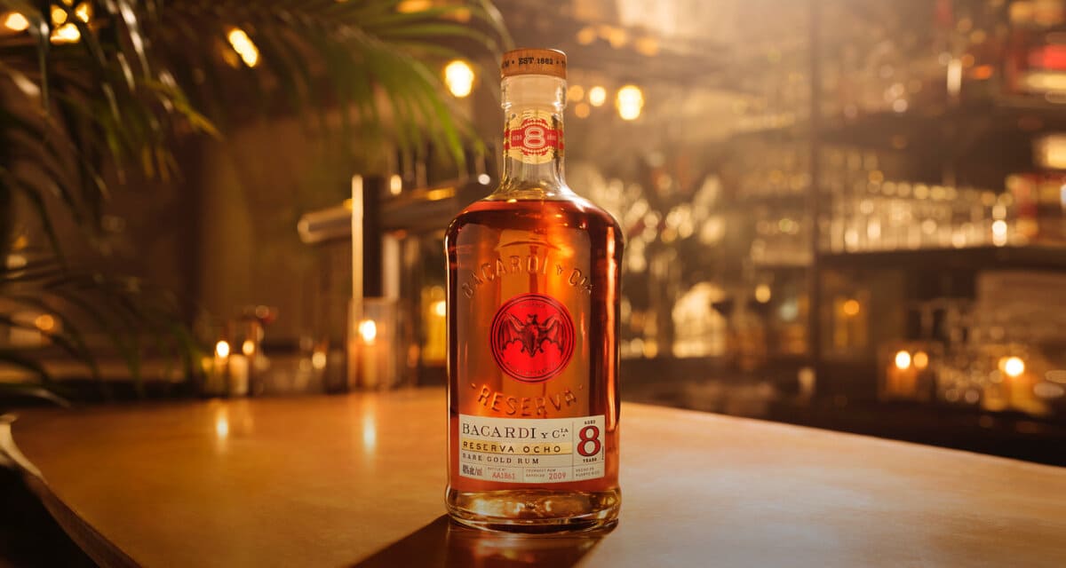 Chai Rum Bacardí Reserva Ocho 8 Years Old