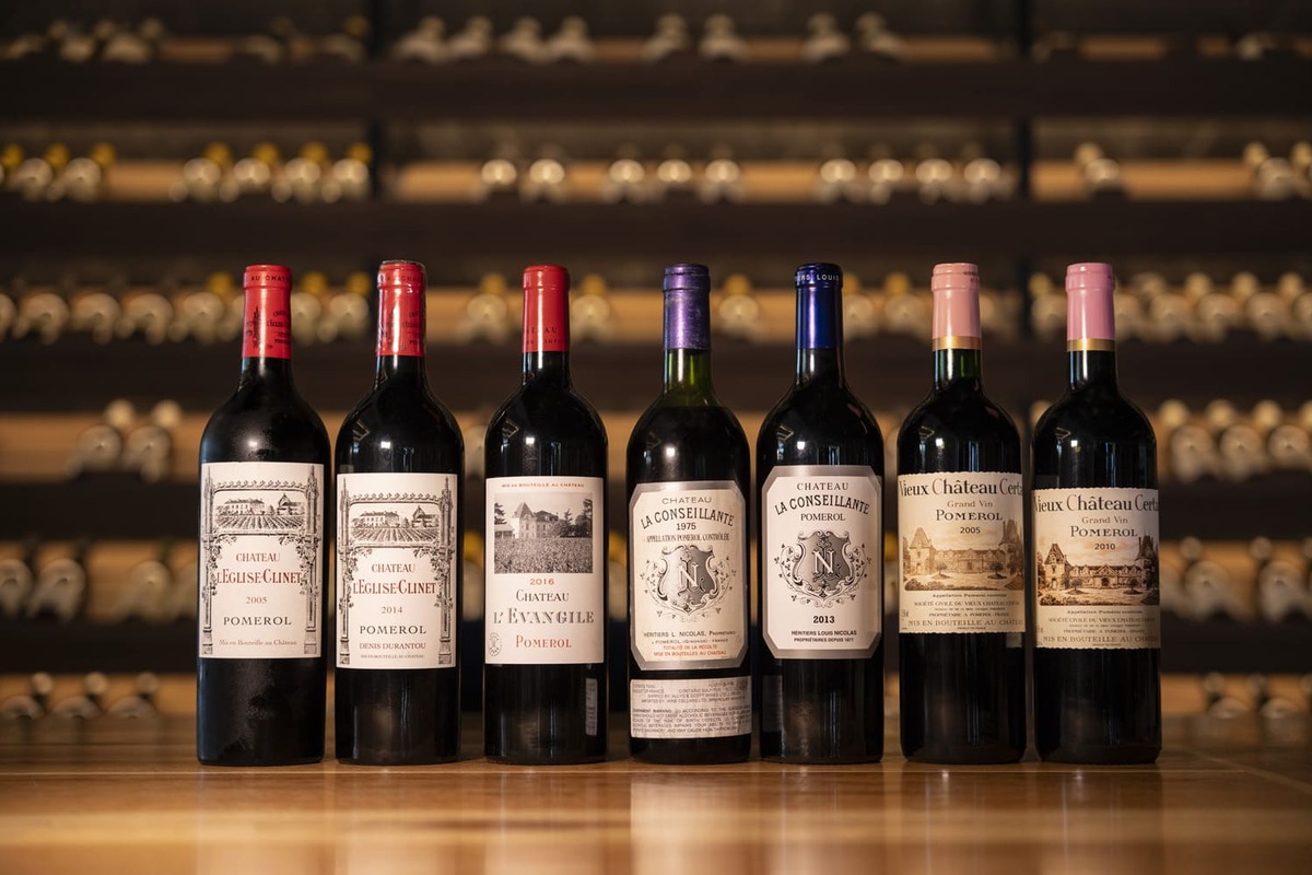 Rượu vang Pomerol của Bờ Phải Bordeaux