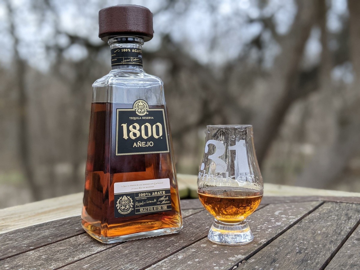 Thương hiệu rượu Tequila 1800 Añejo