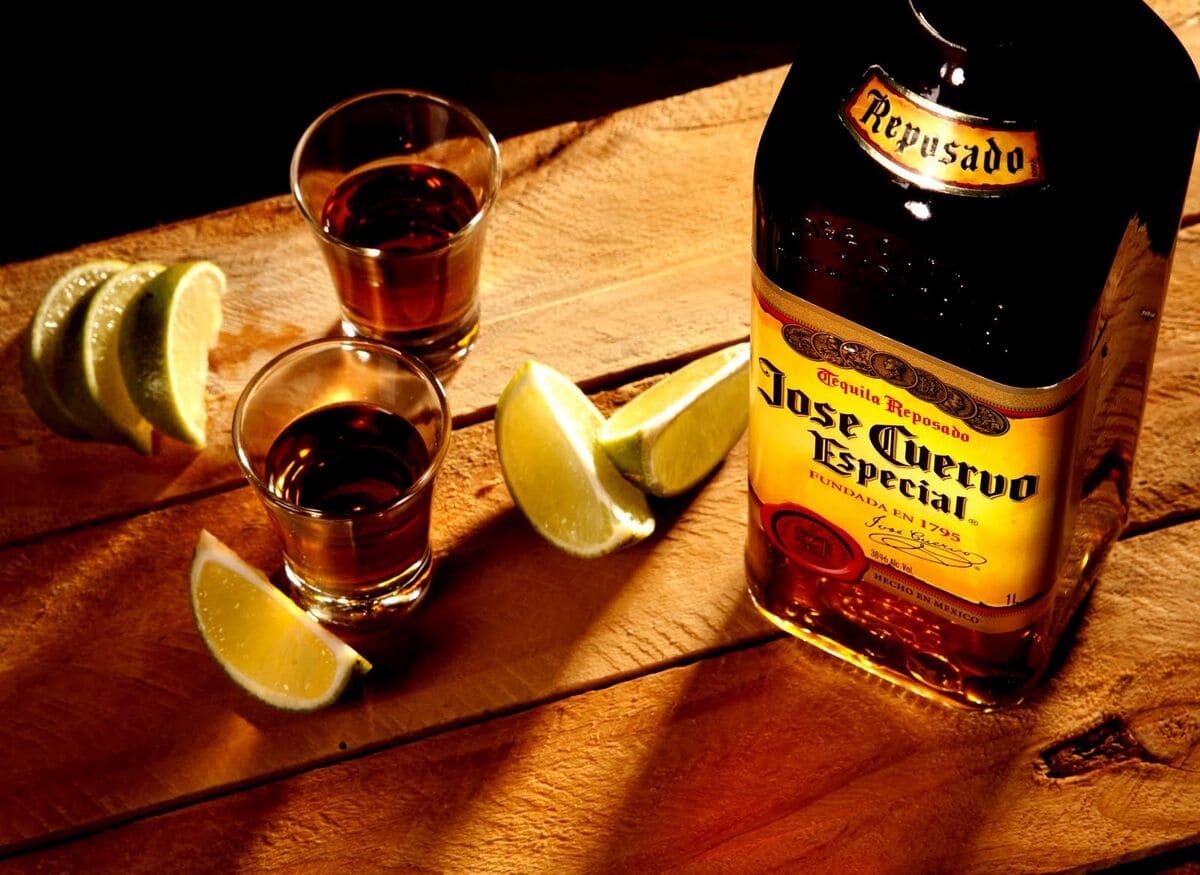 Thương hiệu ose Cuervo Especial Reposado