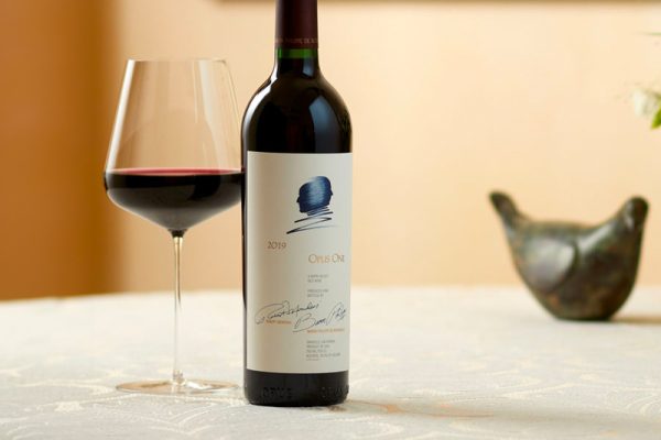 opus one giá