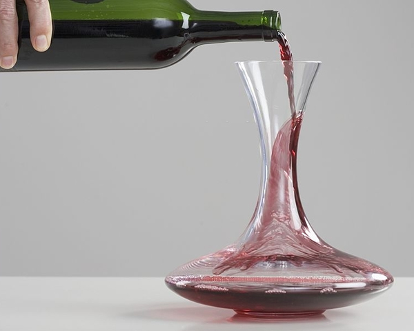 Sử dụng bình decanter
