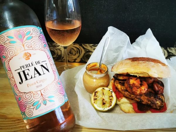 3-thuong-thuc-van-loveren-perle-de-jean thưởng thức Rượu Vang Van Loveren Perle De Jean