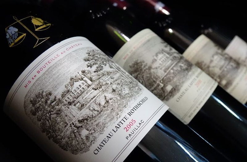 Rượu vang Pháp nổi tiếng Château Lafite Rothschild