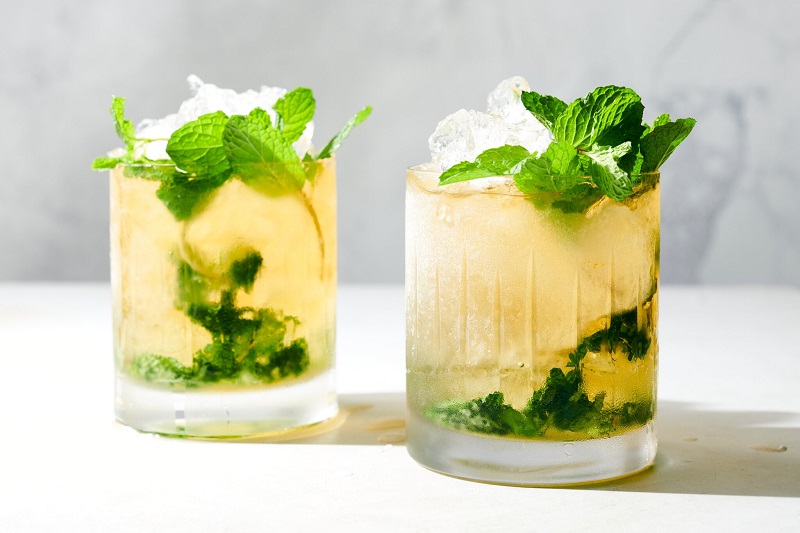 Cocktail Mint Julep pha chế từ whisky