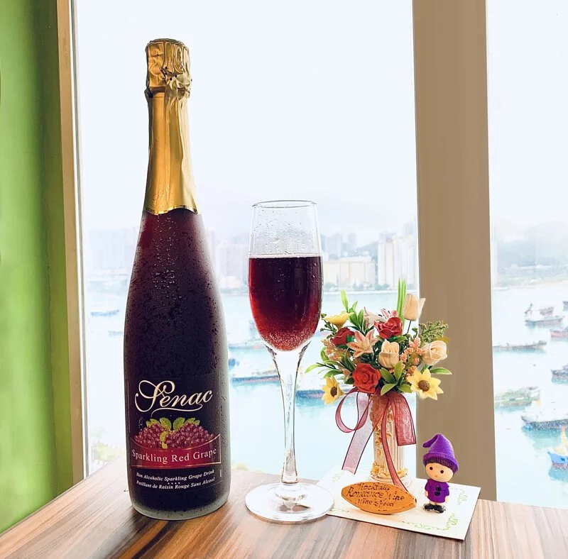 sparkling red grape