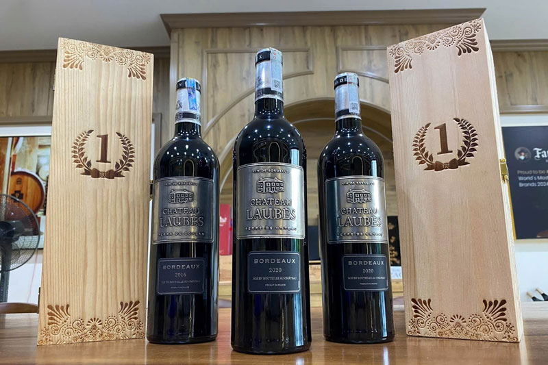 rượu vang chateau laubes
