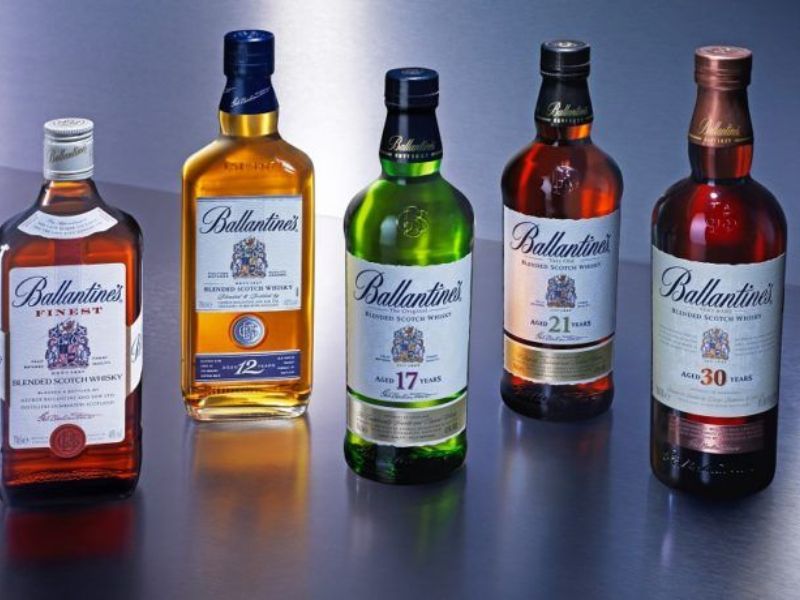 gái rượu ngoại Ballantines