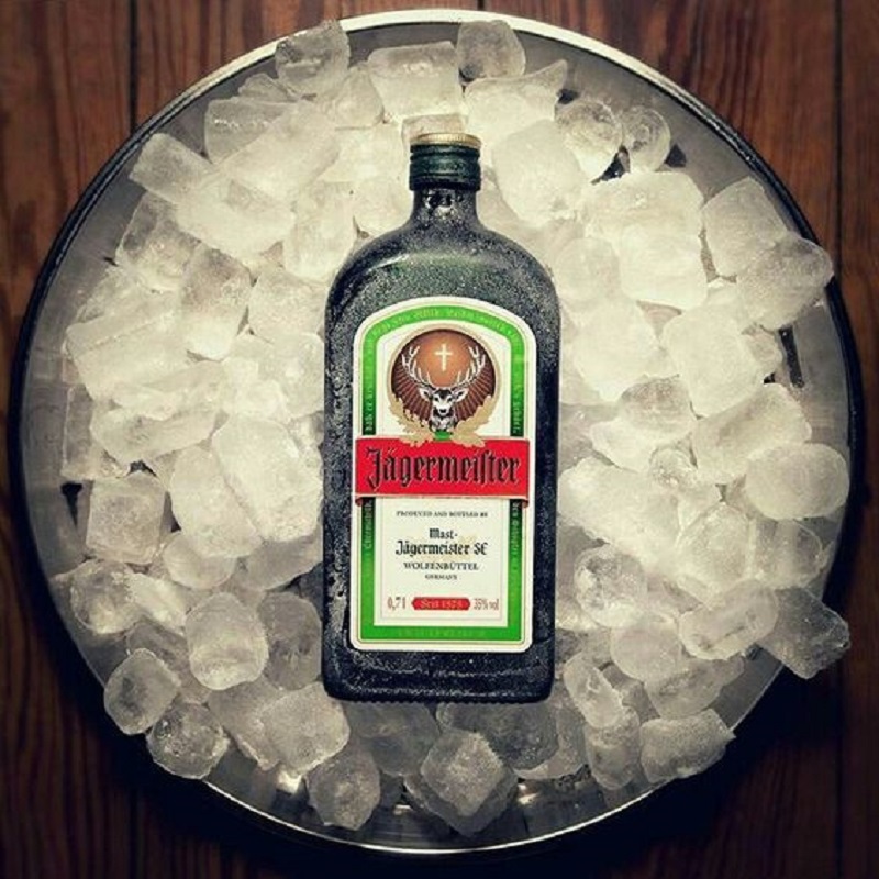 làm lạnh jager bomb