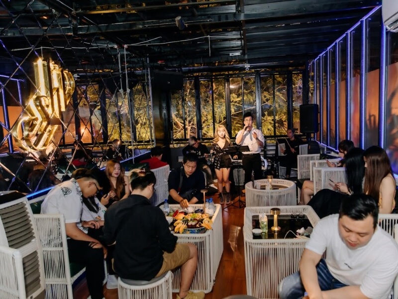 SHI Lounge Sài Gòn