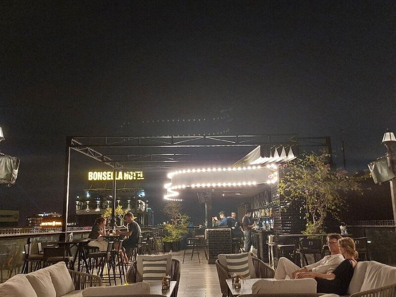 Bar rooftop