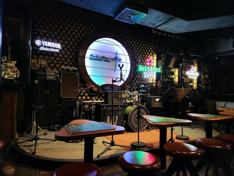 Sân khấu Acoustic Bar