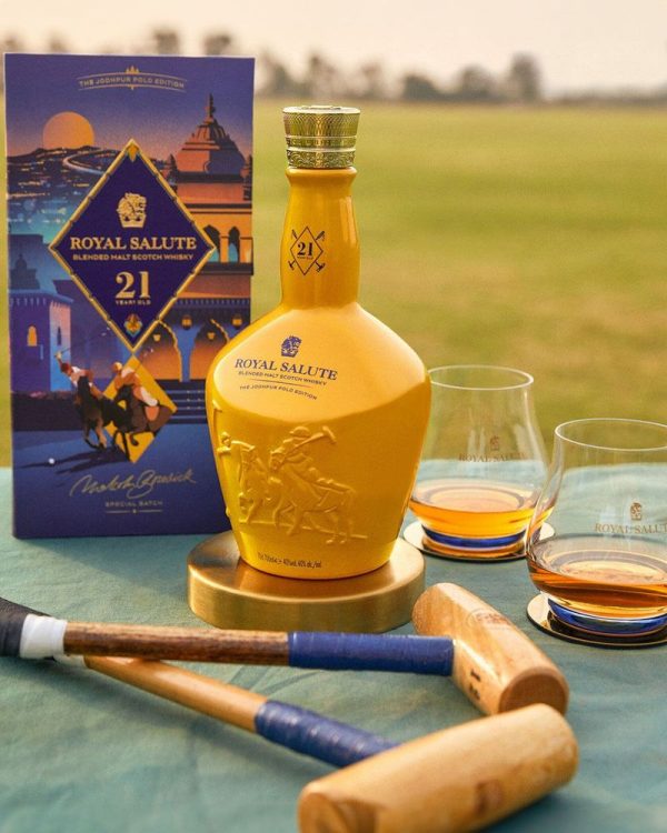 Rượu Chivas 21 Jodhpur Polo