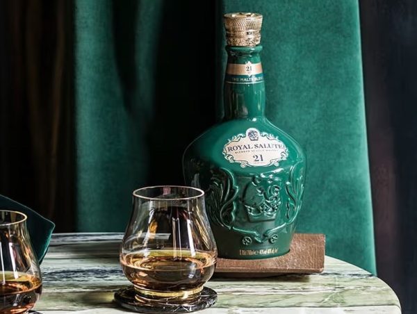 Chivas Royal Salute 21 The Malts Blend (Xanh lá)