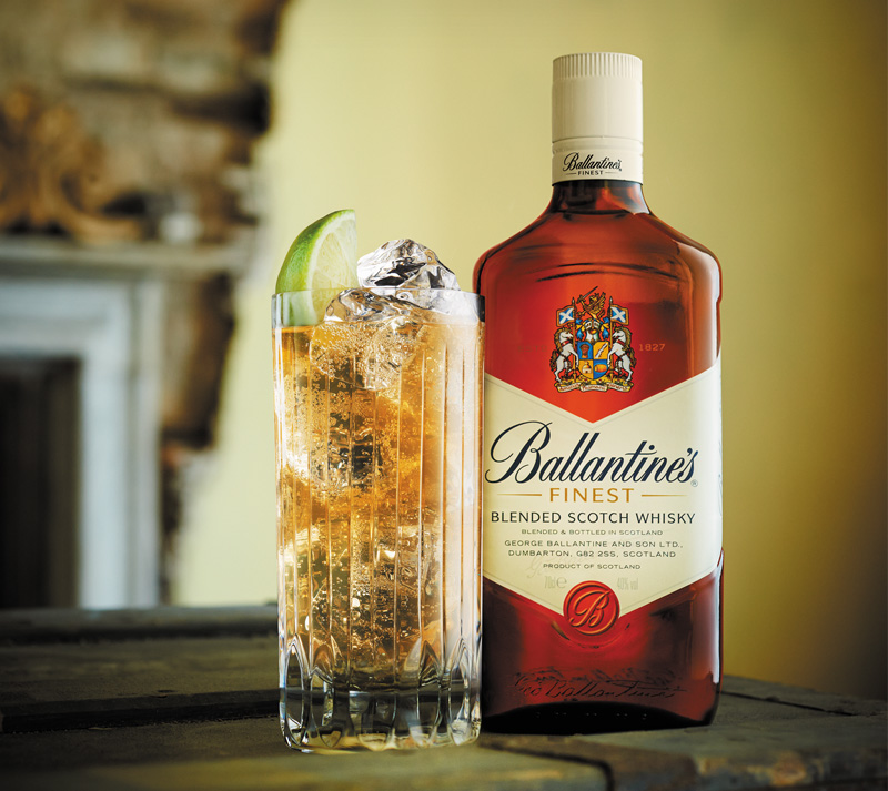 Ballantine's Whisky thuộc các loại rượu whisky scotland 