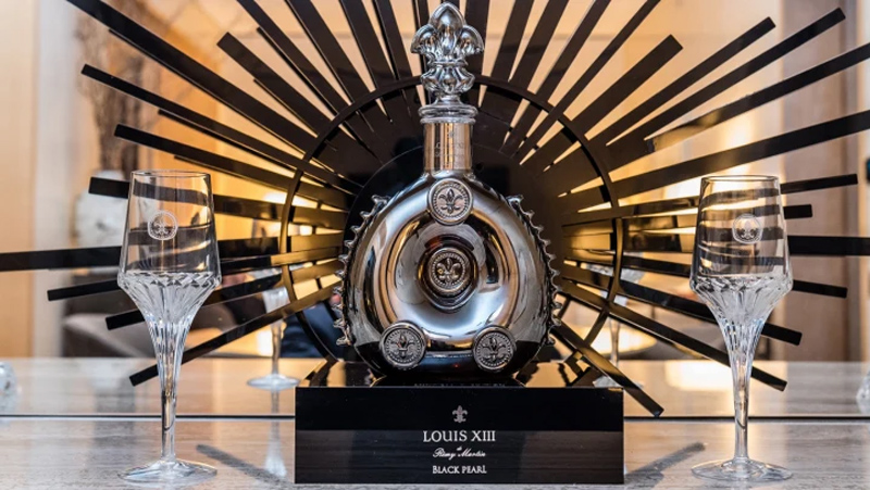 Remy Martin Black Pearl Louis XIII là rượu cognac đắt nhất thế giới