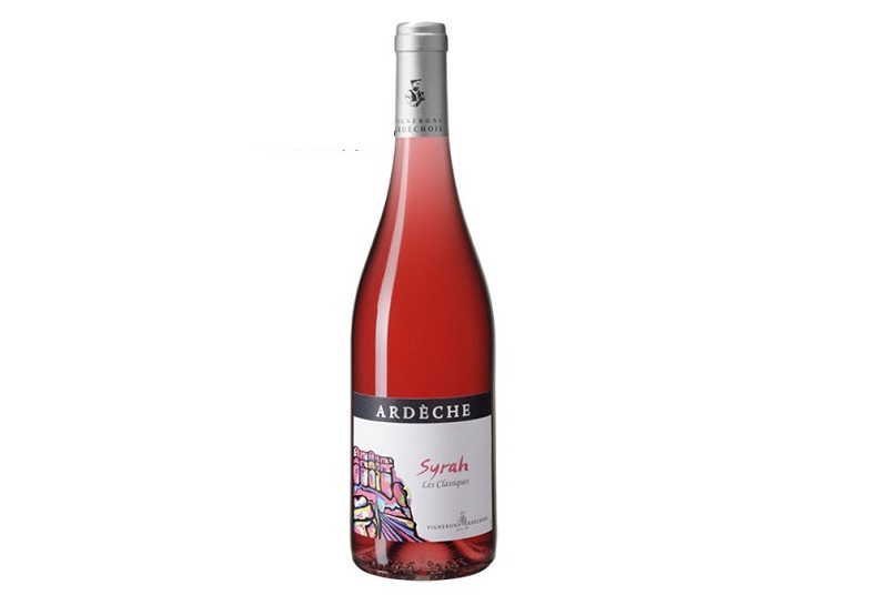 Vignerons Ardéchois Les Classiques Syrah Rose thuộc các loại rượu vang phổ biến ở việt nam