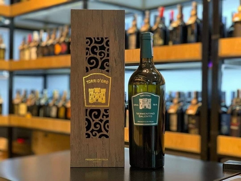 các loại rượu vang phổ biến ở việt nam có vang trắng Torri D'oro Vermentino