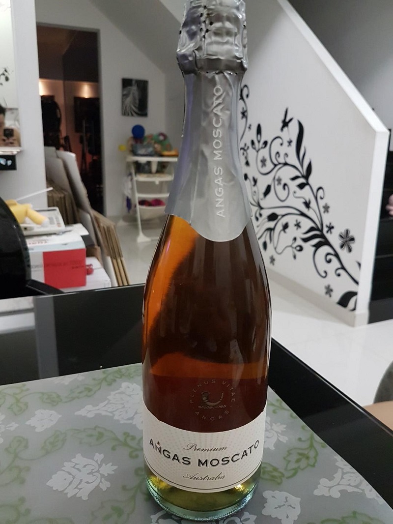 vang hồng Angas Moscato Rosé thuộc các loại rượu vang phổ biến ở việt nam