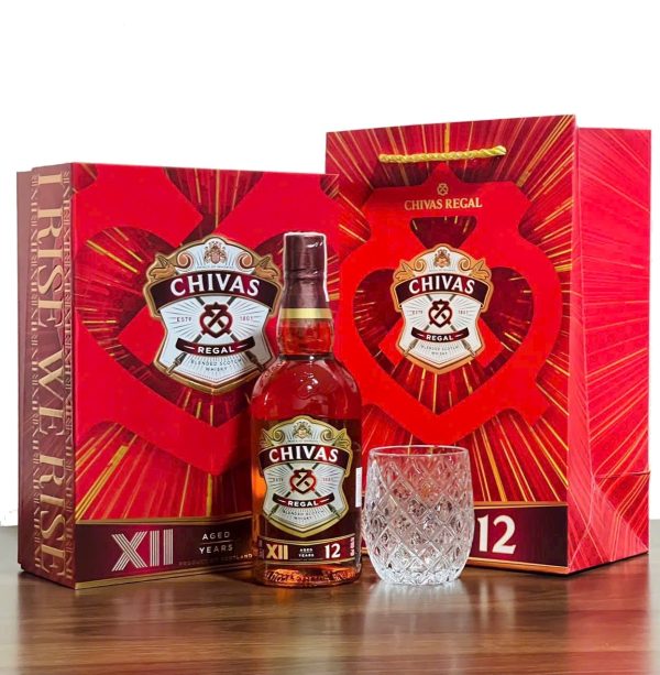 Hộp quà rượu Chivas 12