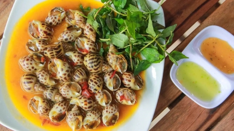 noel ăn các món ốc