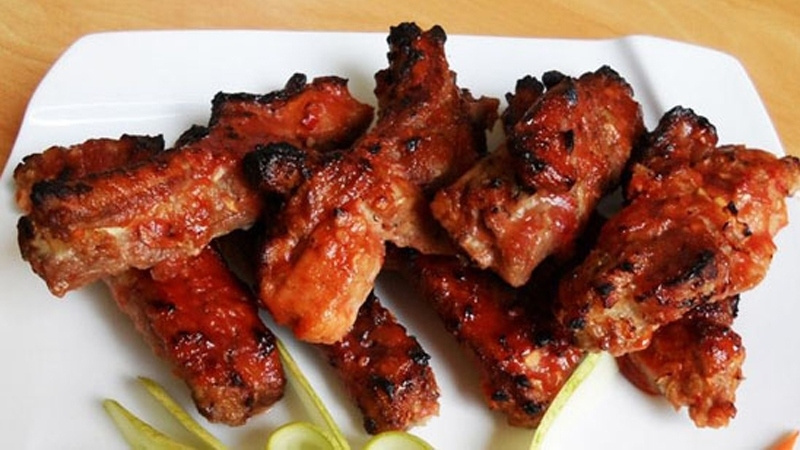 giáng sinh ăn sườn heo nướng sốt cay 