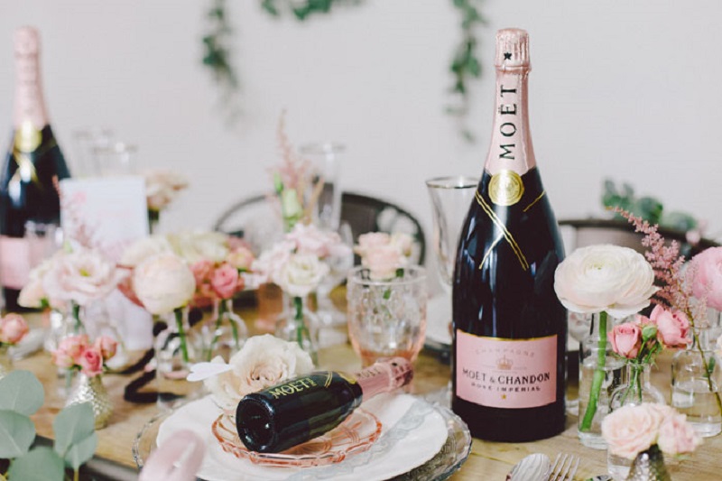 Champagne Moet & Chandon Rose tiệc cưới