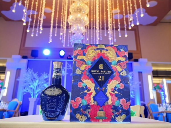 hộp quà chivas 21