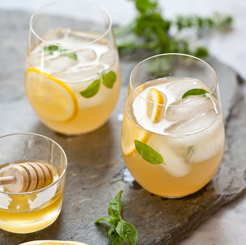 cách pha rượu whisky với soda