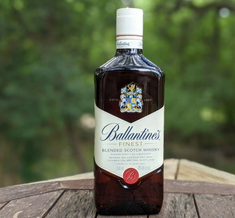 Loại rượu Ballantines Finest