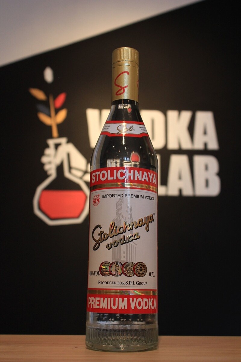 Vodka Moskovskaya va Stolichnaya