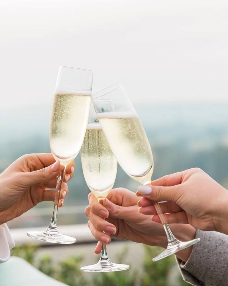 Thức uống rượu vang phù hợp với Welcome drink