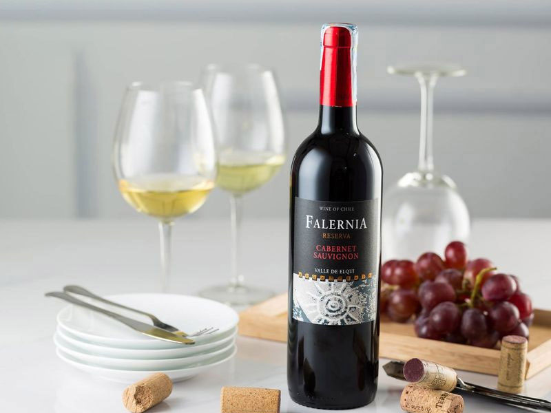 rượu vang Falernia