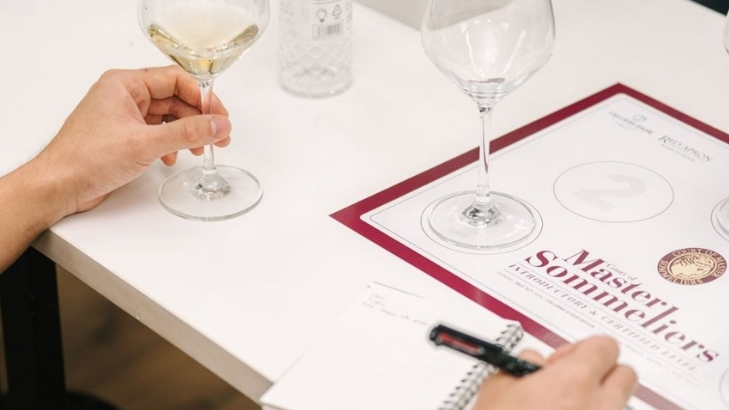 Chứng chỉ Court of Master Sommeliers (CMS) 