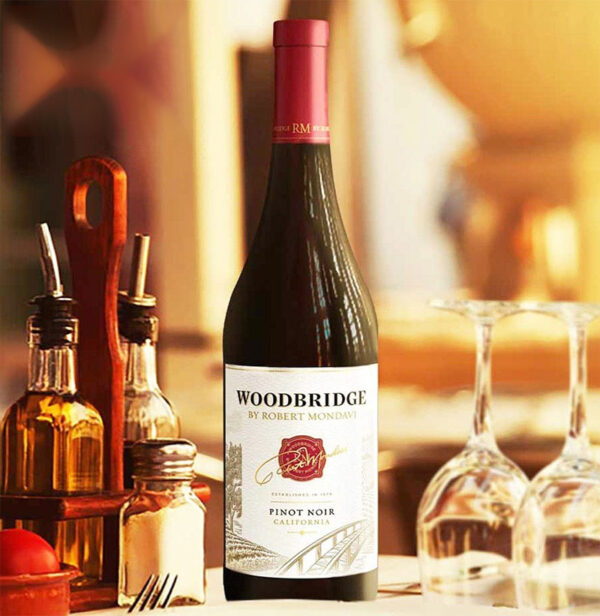 woodbridge-by-robert-mondavi-pinot-noir-2 Vang Woodbridge By Robert Mondavi Pinot Noir
