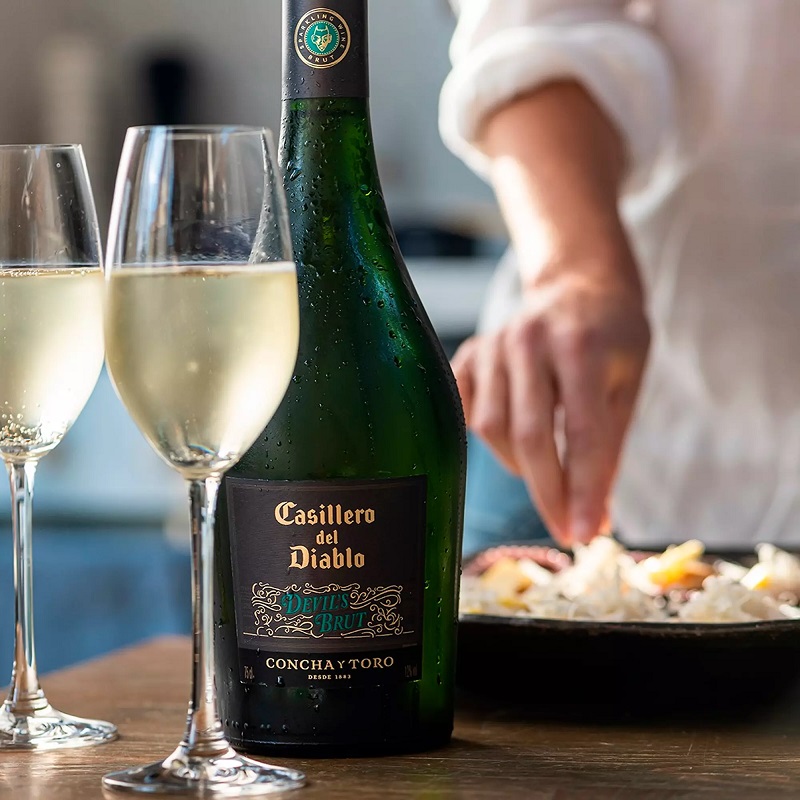 Vang sủi Casillero Del Diablo Devil’s Brut