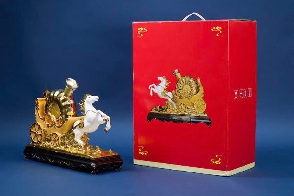 ke-ngua-keo-xe-vang-xo-brandy-france-3 Kệ Ngựa XO Brandy France