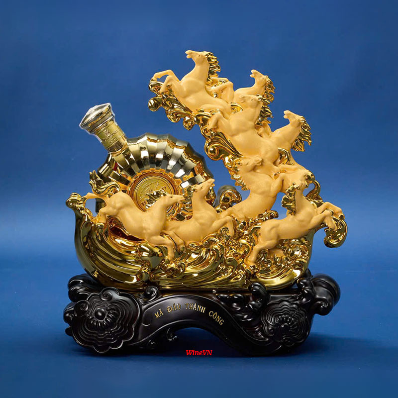 Kệ Rượu Bát Mã Truy Phong Brandy XO Pháp