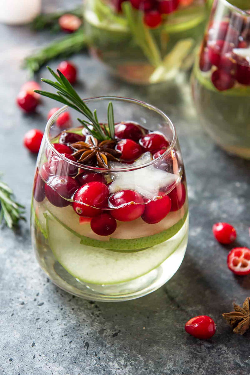 Christmas Sangria Trắng