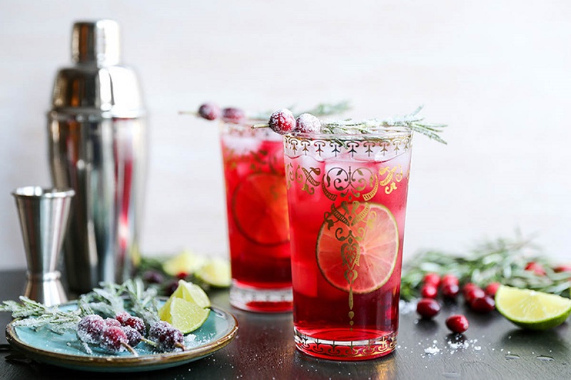 Sparkling Christmas Tree Cocktail