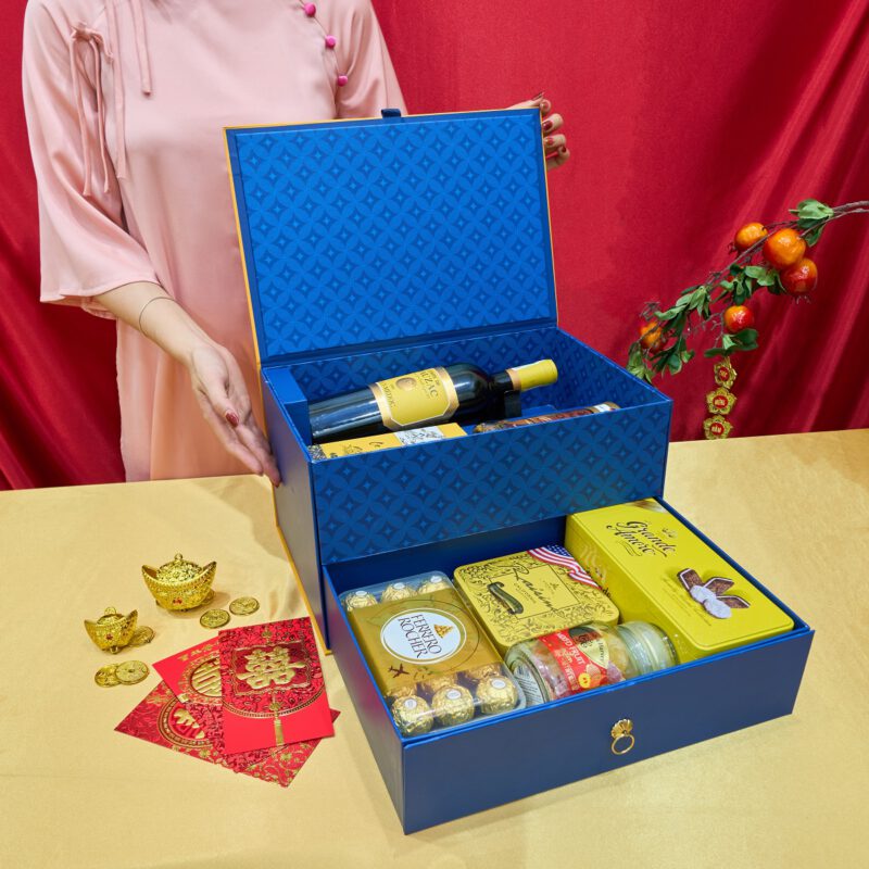 giỏ quà tết màu vàng