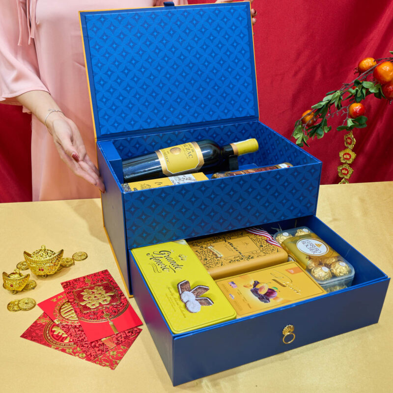 quà tết màu vàng