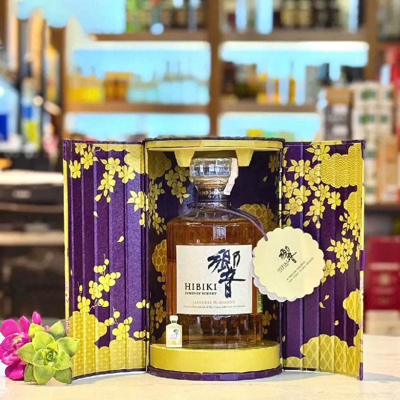 Hộp Quà Rượu Hibiki Tết