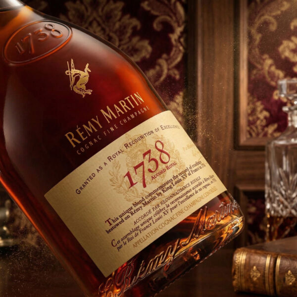 Rượu Remy Martin 1738